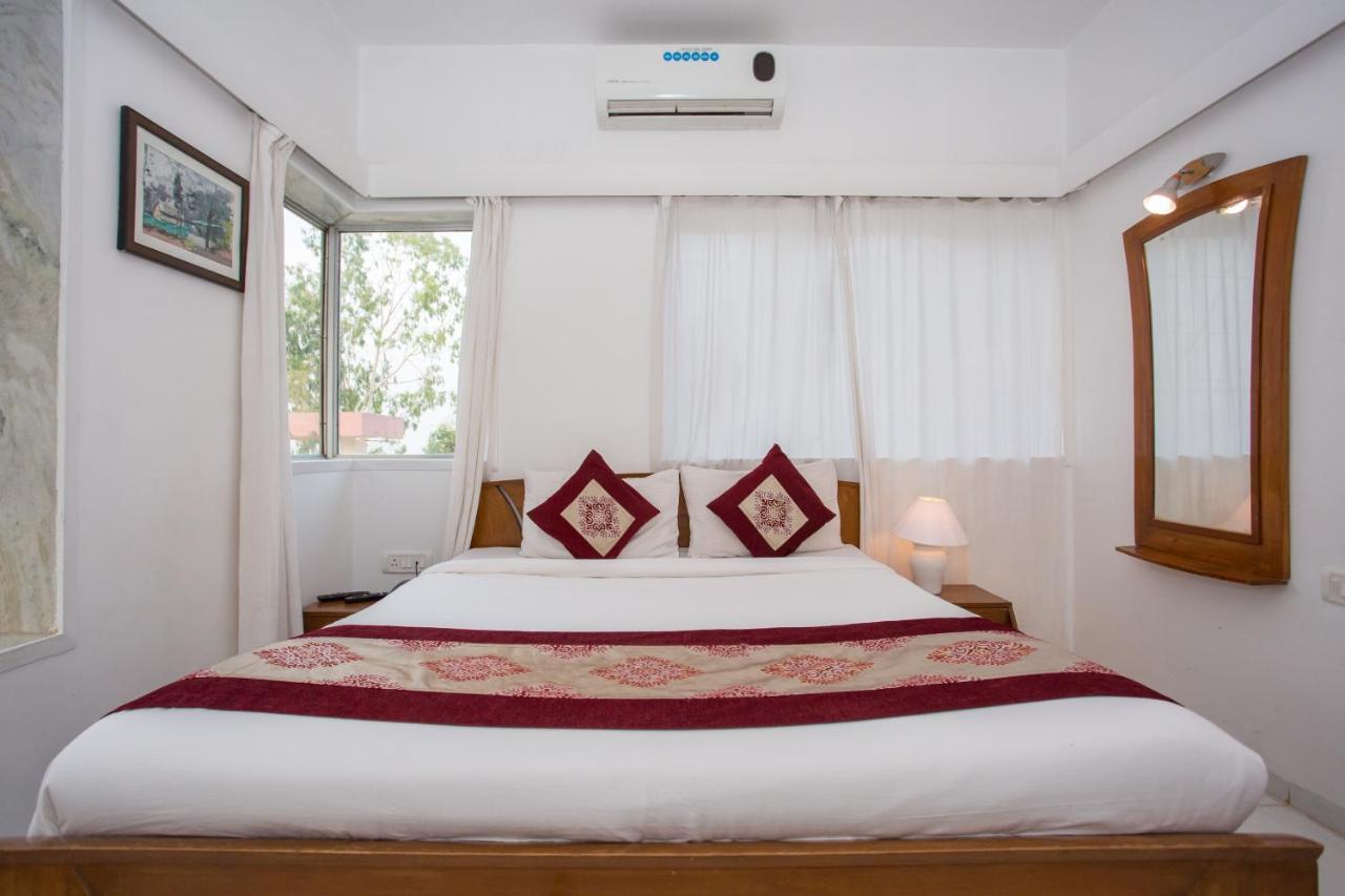 Oyo Flagship Hotel Silver Nest Pānchgani Exterior foto